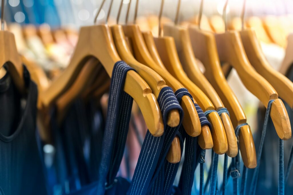 Apparel MOQ Explained: Style, Colour & Total Minimums